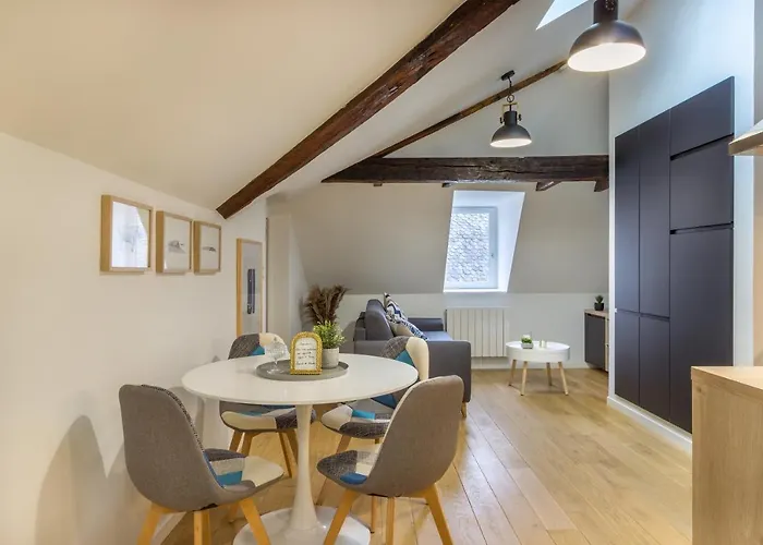 Le Chirac 5 T2 Centre Historique *